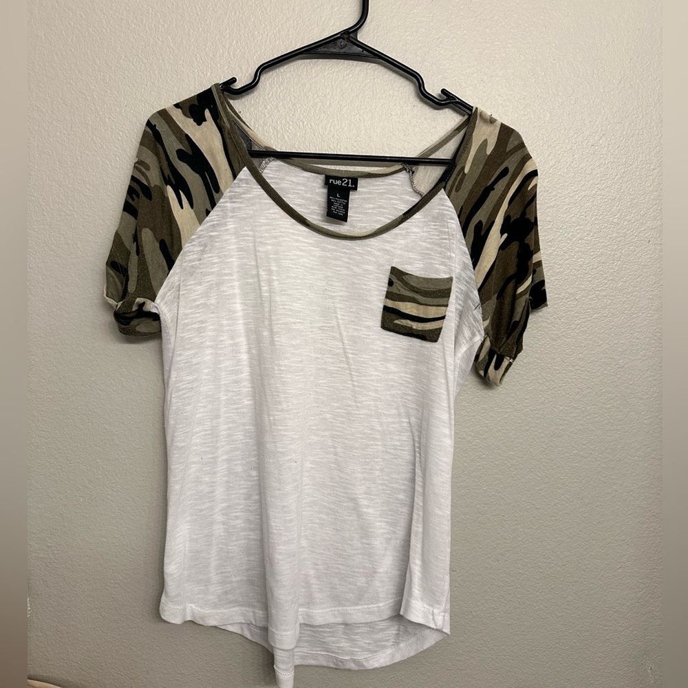 Camo Tee